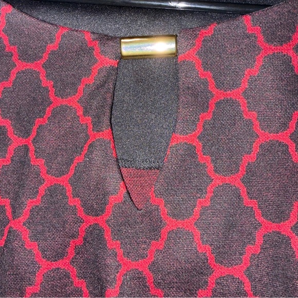 🌹𝐑𝐍 𝐒𝐓𝐔𝐃𝐈𝐎 𝐁𝐘 𝐑𝐎𝐍𝐍𝐈 𝐍𝐈𝐂𝐎𝐋𝐄 𝐁𝐋𝐀𝐂𝐊 𝐑𝐄𝐃 𝐁𝐎𝐑𝐃𝐄𝐑 𝐒𝐋𝐄𝐄𝐕𝐄𝐒 & 𝐁𝐎𝐓𝐓𝐎𝐌 𝐊𝐄𝐘𝐇𝐎𝐋𝐄 𝐃𝐑𝐄𝐒𝐒 - Picture 9 of 11